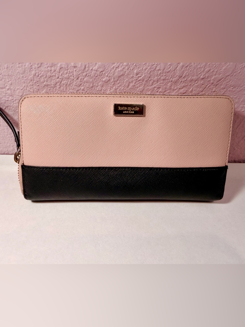 Kate Spade New York Black Pink Colorblock Saffiano Leather Wallet